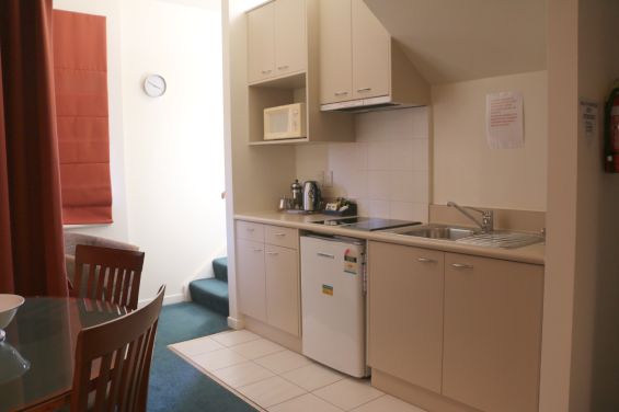 One Bedroom Apartment kitchenette